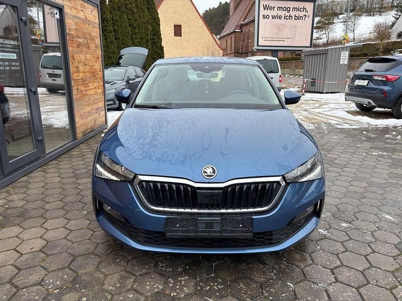 Gebraucht Skoda Scala Ambition 116 PS (85 kW) 2020 Blau Kleinwagen