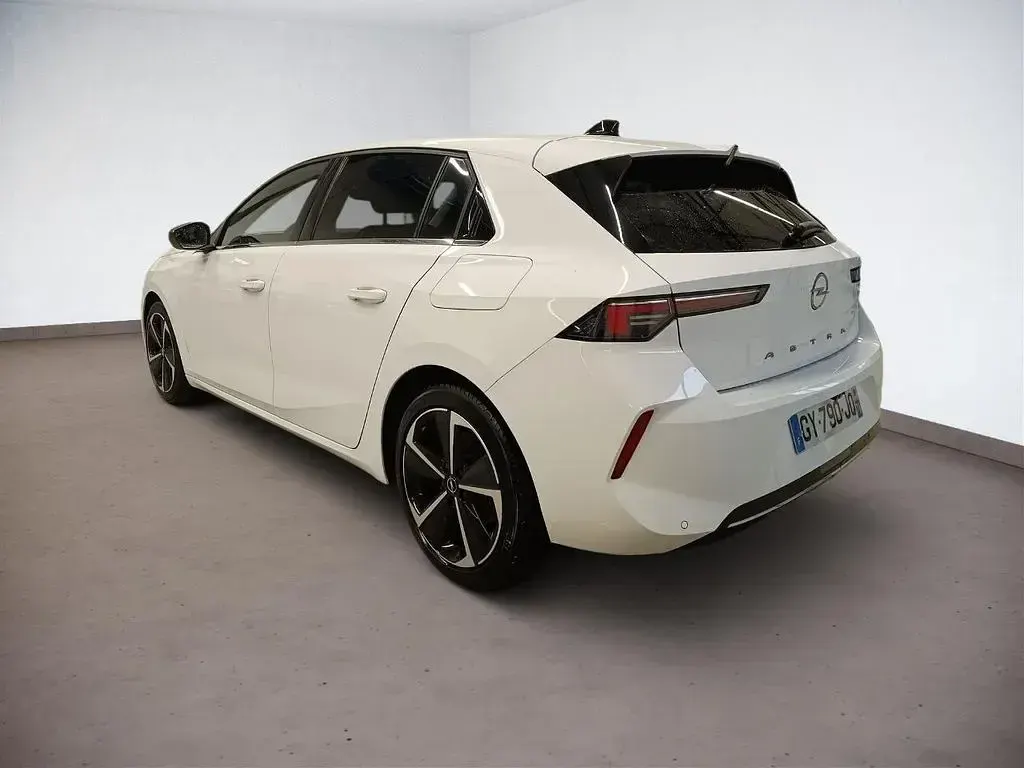 Gebraucht Opel Astra Elegance 150 PS (110 kW) 2023 Weiß Kleinwagen