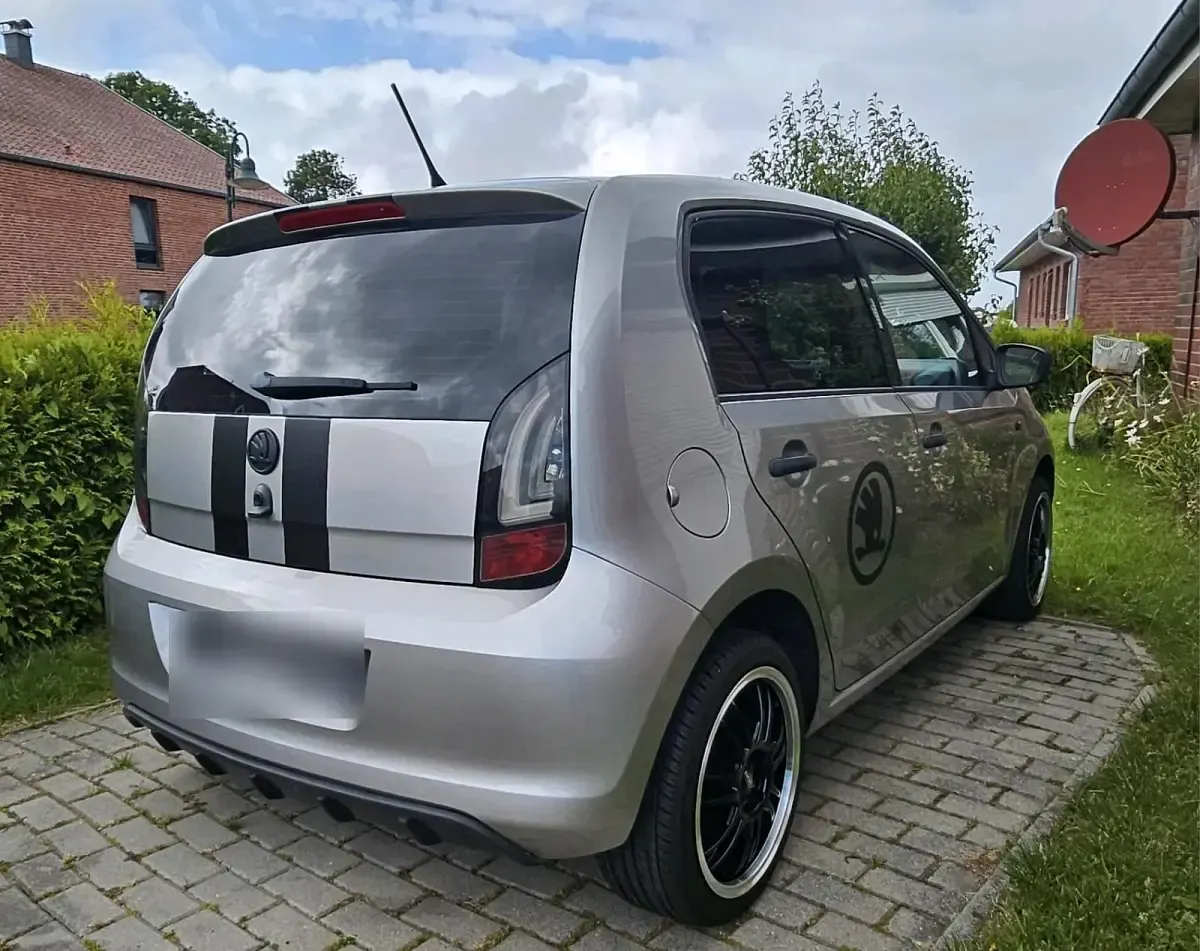Gebraucht Skoda Citigo 60 PS (44 kW) 2016 Grau Kleinwagen