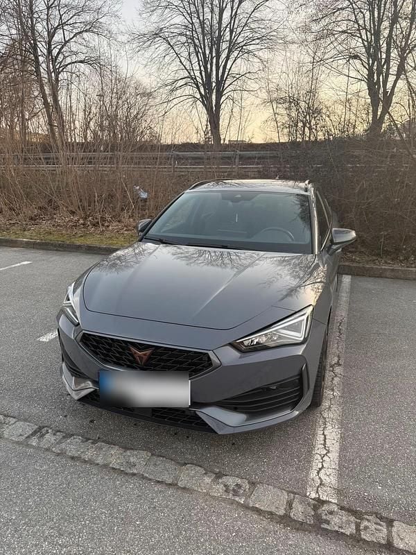 Gebraucht Cupra Leon VZ 310 PS (228 kW) 2022 Grau Kombi