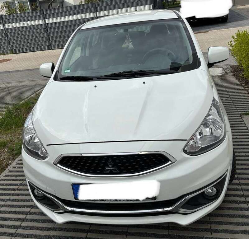 Weiß Gebraucht 2019 Mitsubishi Space Star Limousine | 6.200 € (Fairer Preis) - Bild 1/4