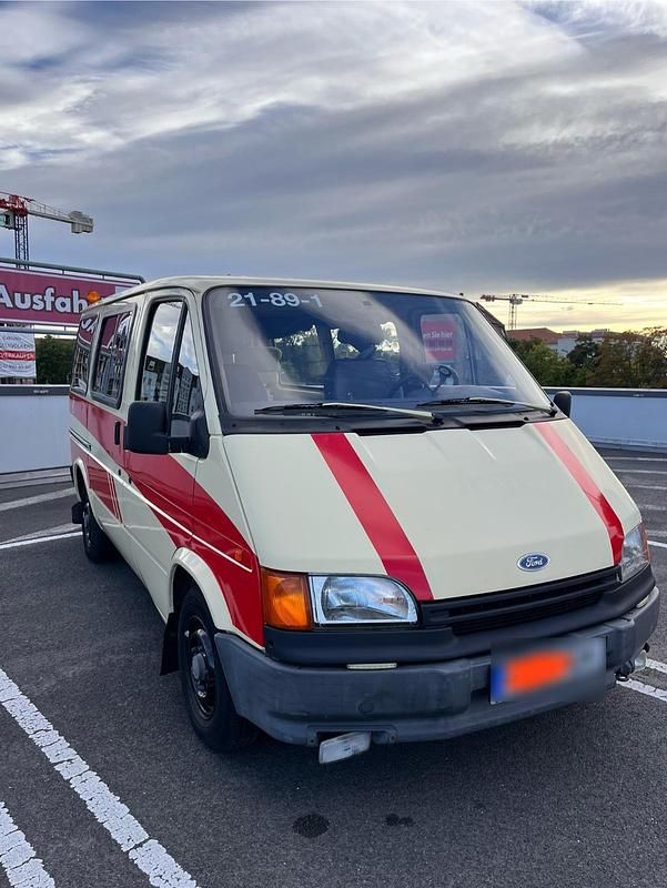 Second-hand Ford Transit S 80 CP (58 kW) 1993 Bej Monovolum