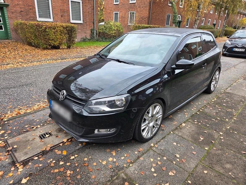 Schwarz Gebraucht 2010 VW Polo Highline Kleinwagen | 6.000 € - Bild 1/4