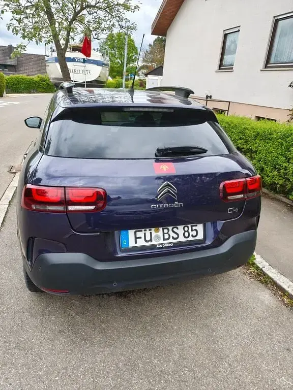 Gebraucht Citroën C4 PureTech 131 PS (96 kW) 2018 Violett Limousine