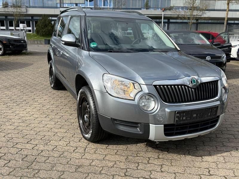 Gebraucht Skoda Yeti 110 PS (80 kW) 2011 Grau SUV