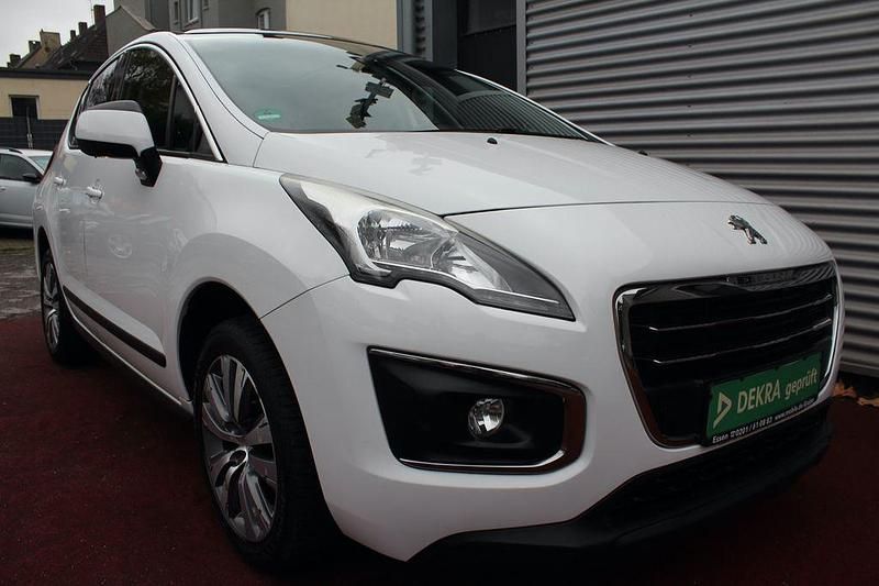 Gebraucht Peugeot 3008 Active 156 PS (114 kW) 2014 Weiß Van / Kleinbus