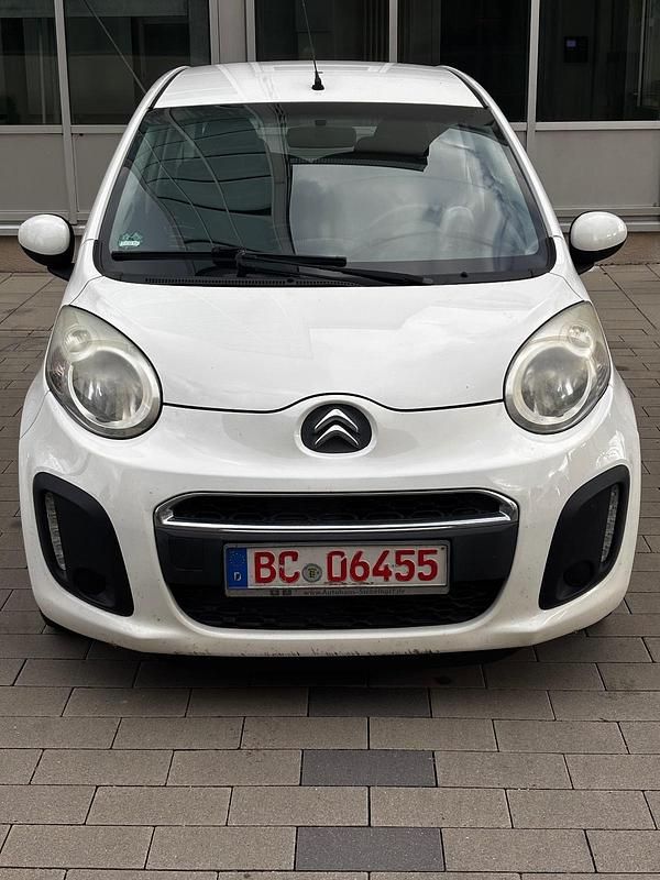 Weiß Gebraucht 2012 Citroën C1 Kleinwagen | 2.500 € (Fairer Preis) - Bild 1/4