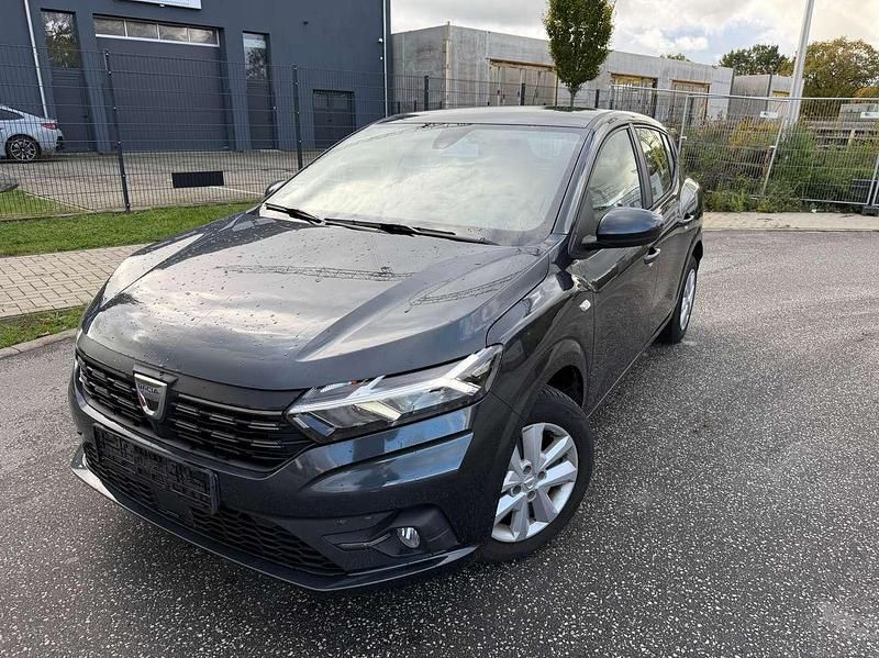 Grau Gebraucht 2021 Dacia Sandero Comfort Kleinwagen | 11.899 € (Guter Preis) - Bild 1/4