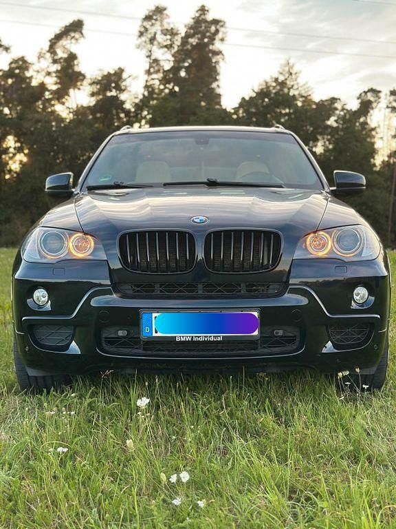 Schwarz Gebraucht 2009 BMW X5 Sport Line SUV | 18.600 € - Bild 1/4