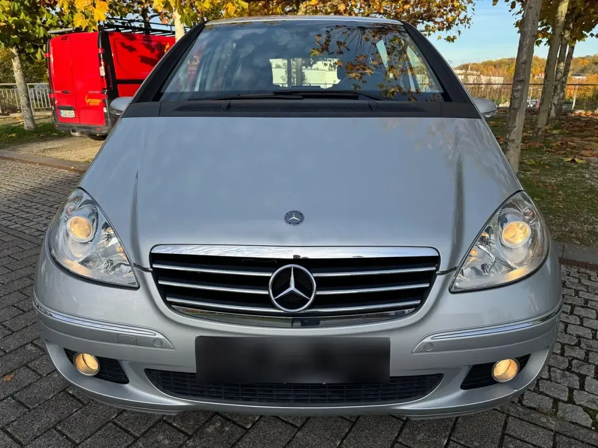 Gebraucht Mercedes A180 Avantgarde 109 PS (80 kW) 2005 Silber Van / Kleinbus