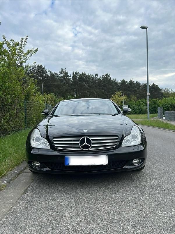 Schwarz Gebraucht 2007 Mercedes CLS350 Limousine | 8.999 € - Bild 1/4