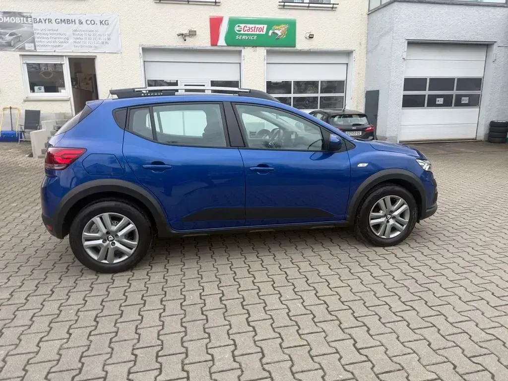 Gebraucht Dacia Sandero Comfort 91 PS (66 kW) 2021 Blau SUV