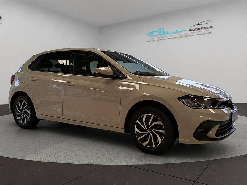 Gebraucht VW Polo Life 95 PS (69 kW) 2026 Ascotgrau, uni Kleinwagen
