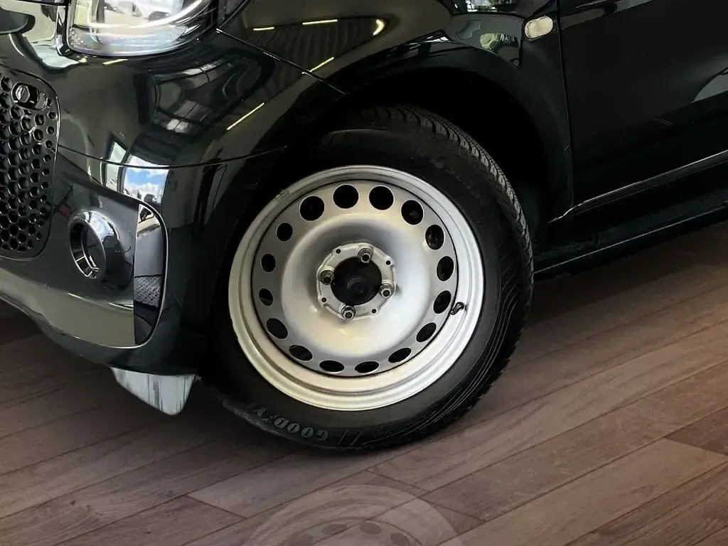Gebraucht Smart ForTwo Electric Drive 60 kW (82 PS) 2023 Schwarz Coupé