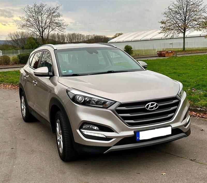 Andere farben Gebraucht 2017 Hyundai Tucson SUV | 14.300 € (Superpreis) - Bild 1/4