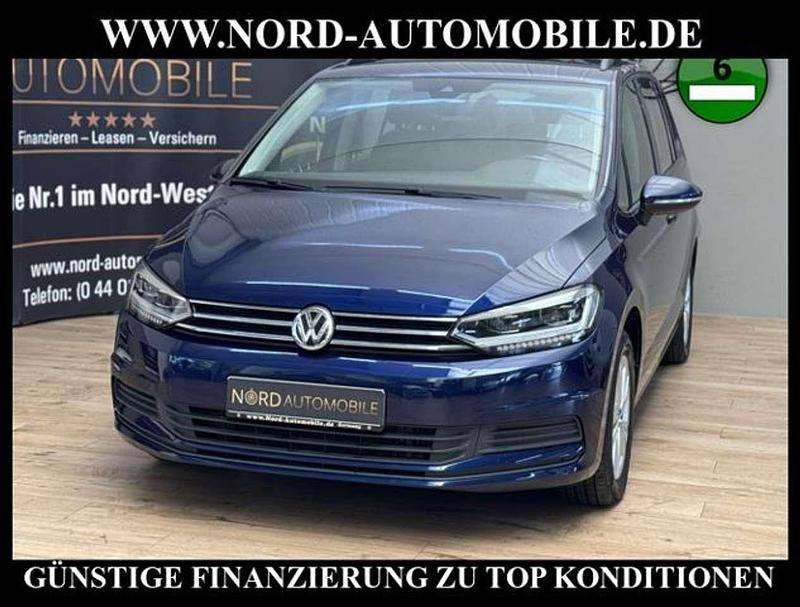 Blau Gebraucht 2020 VW Touran Comfortline Van / Kleinbus | 22.990 € (Guter Preis) - Bild 1/3