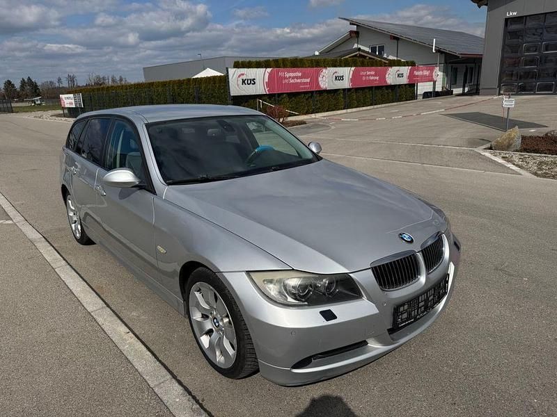 Gebraucht BMW 320 170 PS (125 kW) 2008 Silber Limousine
