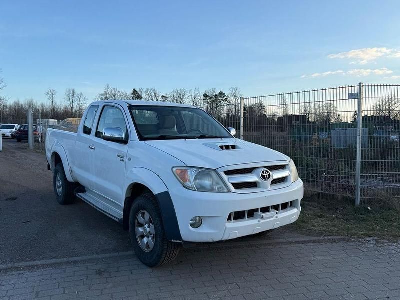 Gebraucht Toyota HiLux Sol 120 PS (88 kW) 2007 Weiß Pickup