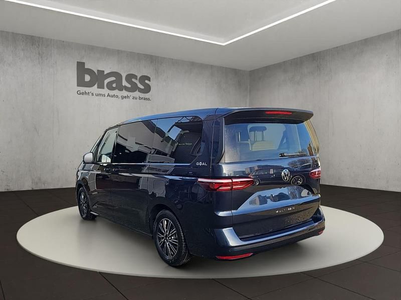 Gebraucht VW Multivan Life 150 PS (110 kW) 2025 Starlight blue metallic Van / Kleinbus