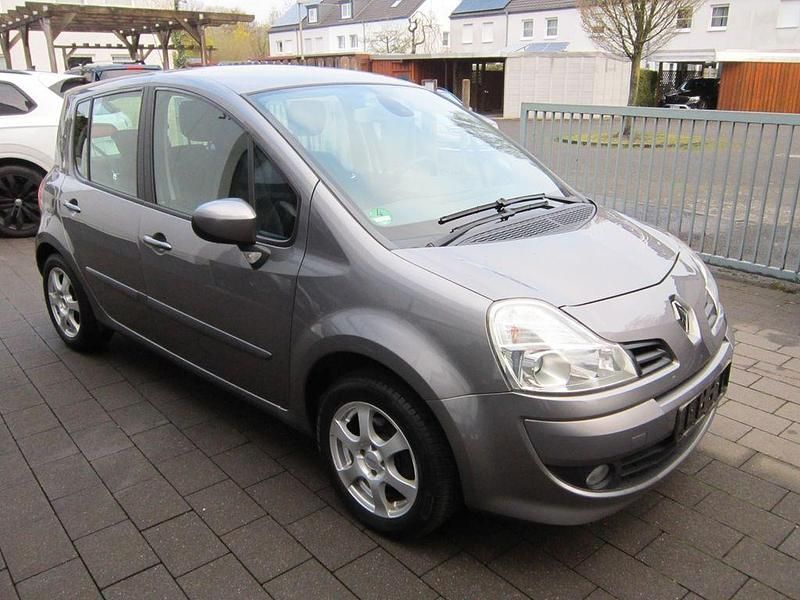 Gebraucht Renault Modus Dynamique 111 PS (81 kW) 2011 Grau Van / Kleinbus