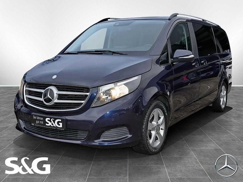 Cavansitblau metallic Gebraucht 2015 Mercedes V220 Edition Van / Kleinbus | 33.839 € (Fairer Preis) - Bild 1/4