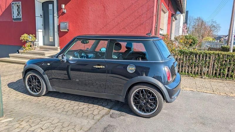 Gebraucht Mini ONE 90 PS (66 kW) 2007 Schwarz Kleinwagen