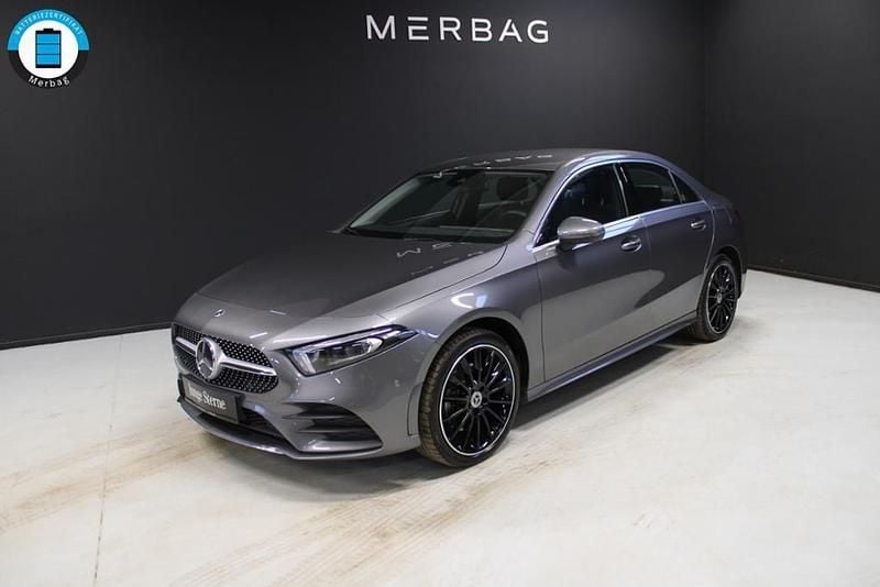 Gebraucht Mercedes A250 AMG 218 PS (160 kW) 2022 Metalliclack mountaingrau Limousine