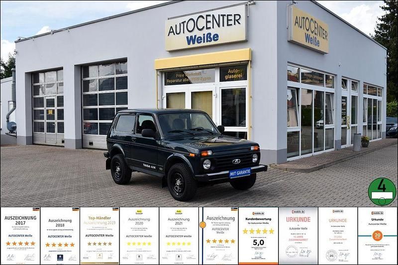 Grün Gebraucht 2018 Lada Taiga SUV | 9.999 € (Etwas zu teuer) - Bild 1/4