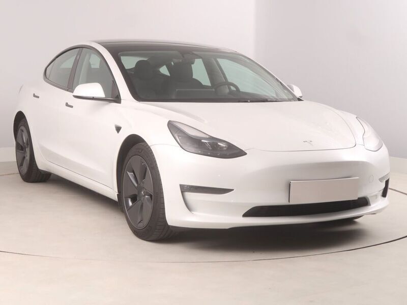 Weiß Gebraucht 2023 Tesla Model 3 Long Range AWD Limousine | 32.100 € (Fairer Preis) - Bild 1/4