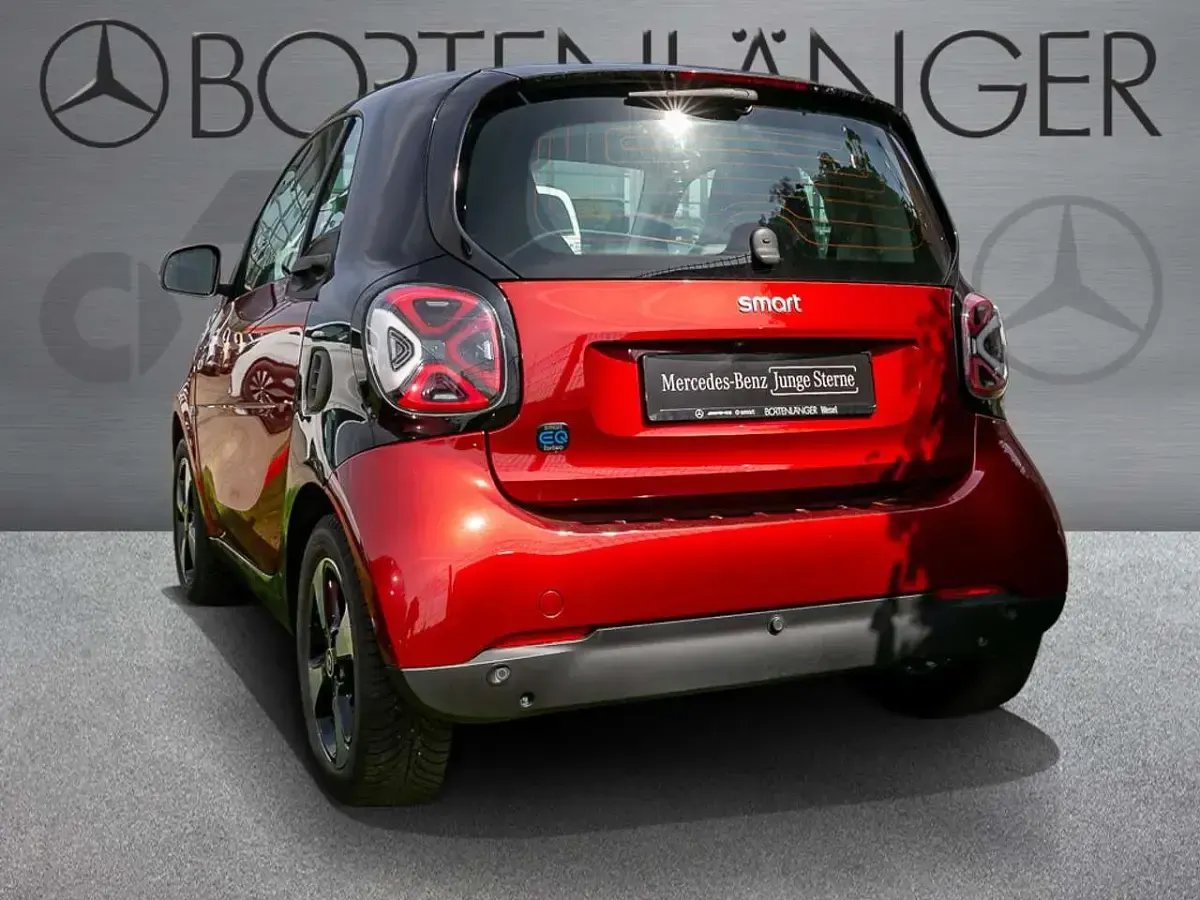 Gebraucht Smart ForTwo Coupé Exclusive 60 kW (82 PS) 2024 Rot Kleinwagen