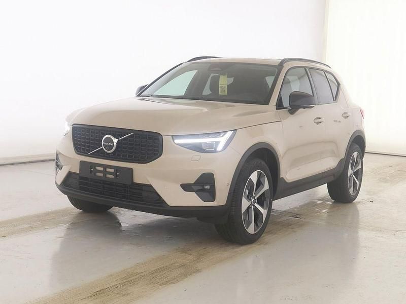 Braun Gebraucht 2025 Volvo XC40 Plus SUV | 41.900 € (Fairer Preis) - Bild 1/4