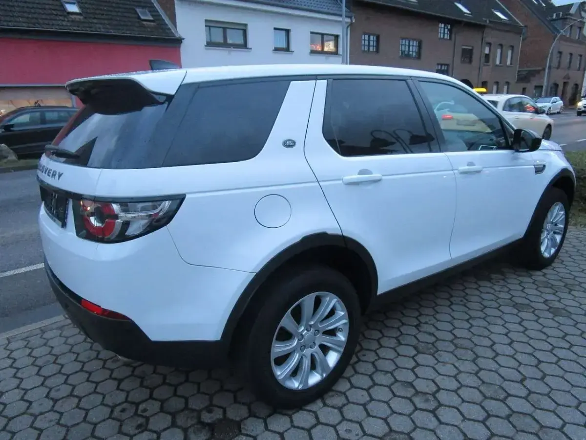 Gebraucht Land Rover Discovery Sport Pure 150 PS (110 kW) 2019 Weiß SUV