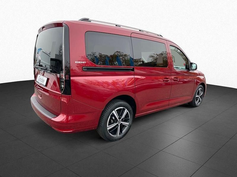 Neu VW Caddy Maxi 122 PS (89 kW) 2025 Rot Van / Kleinbus