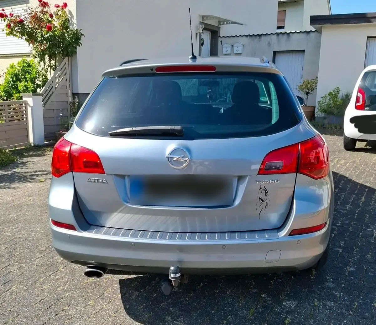 Gebraucht Opel Astra 140 PS (102 kW) 2012 Grau Kombi