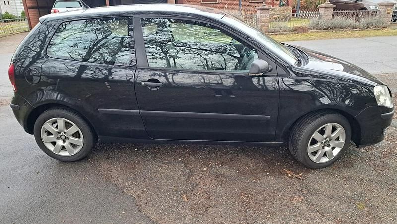 Gebraucht VW Polo 69 PS (50 kW) 2006 Schwarz Kleinwagen
