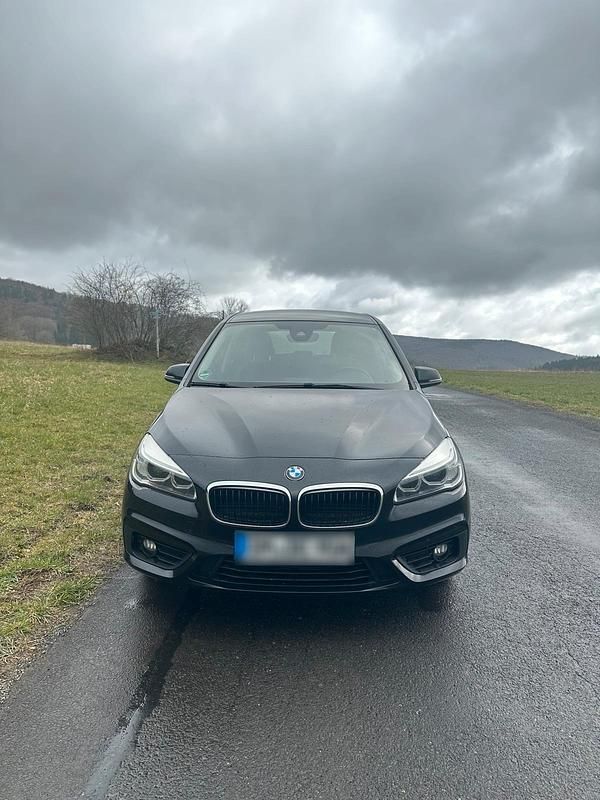 Gebraucht BMW 218 150 PS (110 kW) 2016 Schwarz Kombi