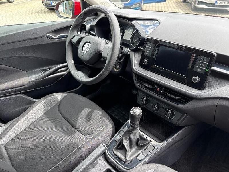 Gebraucht Skoda Fabia Active 80 PS (58 kW) 2022 Velvetrot metallic Limousine