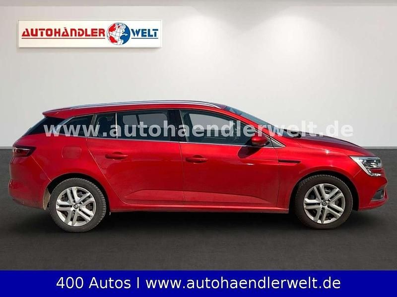Gebraucht Renault Mégane GrandTour Experience 101 PS (74 kW) 2016 Rot Kombi