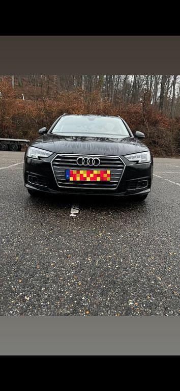 Second-hand Audi A4 Design 190 CP (139 kW) 2018 Negru Break