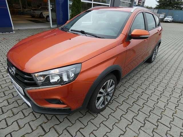 Mars (metallic) Gebraucht 2020 Lada Vesta Kombi | 12.650 € (Etwas zu teuer) - Bild 1/4