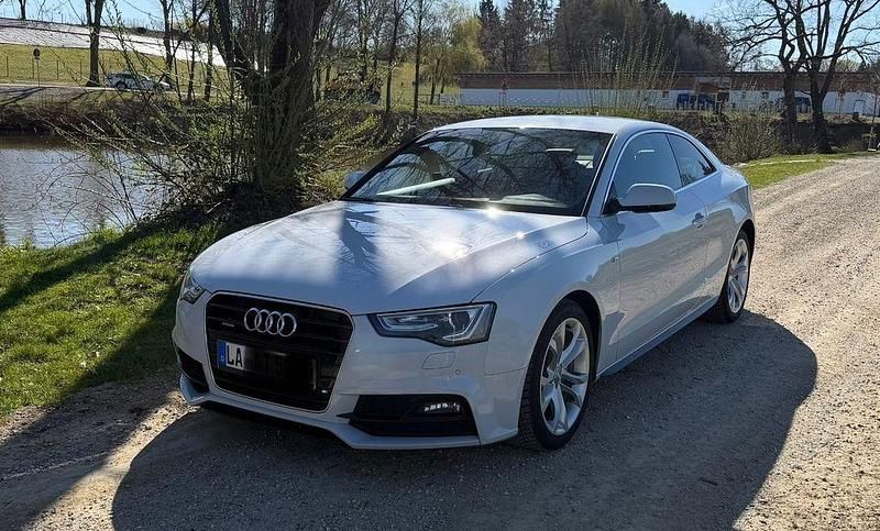 Gebraucht Audi A5 Sport 245 PS (180 kW) 2015 Weiß Coupé