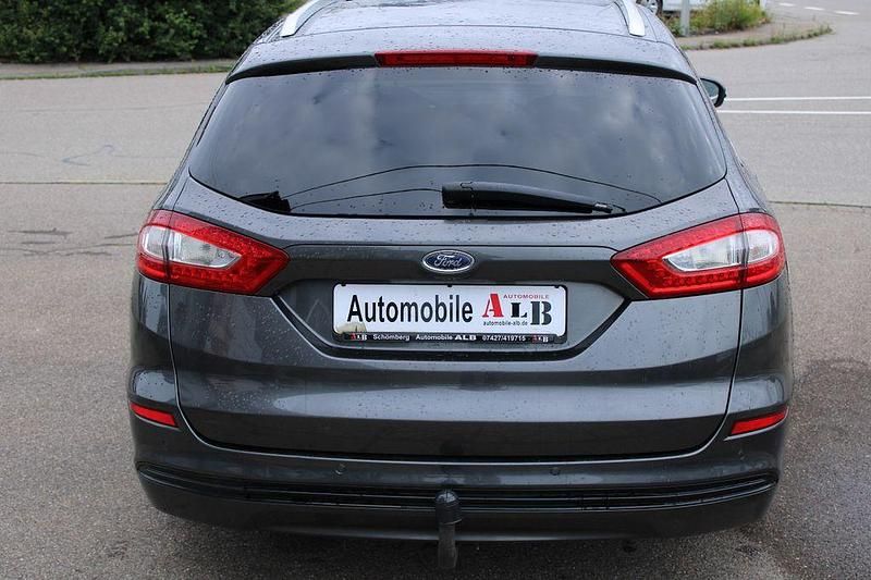 Gebraucht Ford Mondeo Titanium 150 PS (110 kW) 2017 Grau Limousine