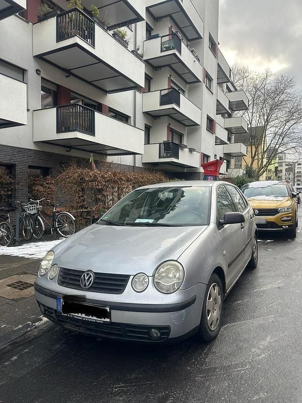 Gebraucht VW Polo 75 PS (55 kW) 2003 Silber Kleinwagen