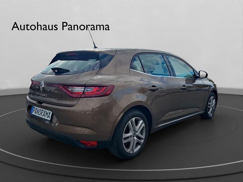 Gebraucht Renault Mégane IV Experience 101 PS (74 kW) 2016 Braun Limousine