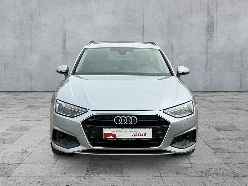 Gebraucht Audi A4 136 PS (100 kW) 2024 Florettsilber metallic Kombi