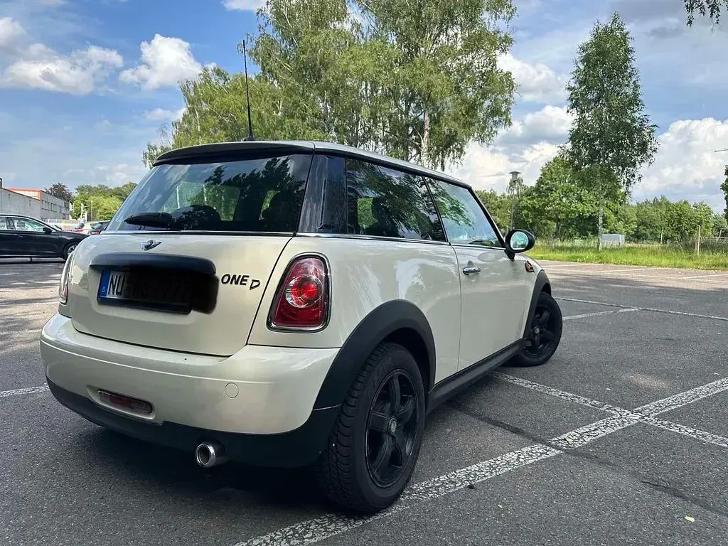 Gebraucht Mini One D 90 PS (66 kW) 2012 Beige Kleinwagen