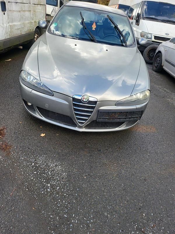 Gebraucht 2006 Alfa Romeo 147 Kleinwagen | 990 € (Fairer Preis) - Bild 1/4
