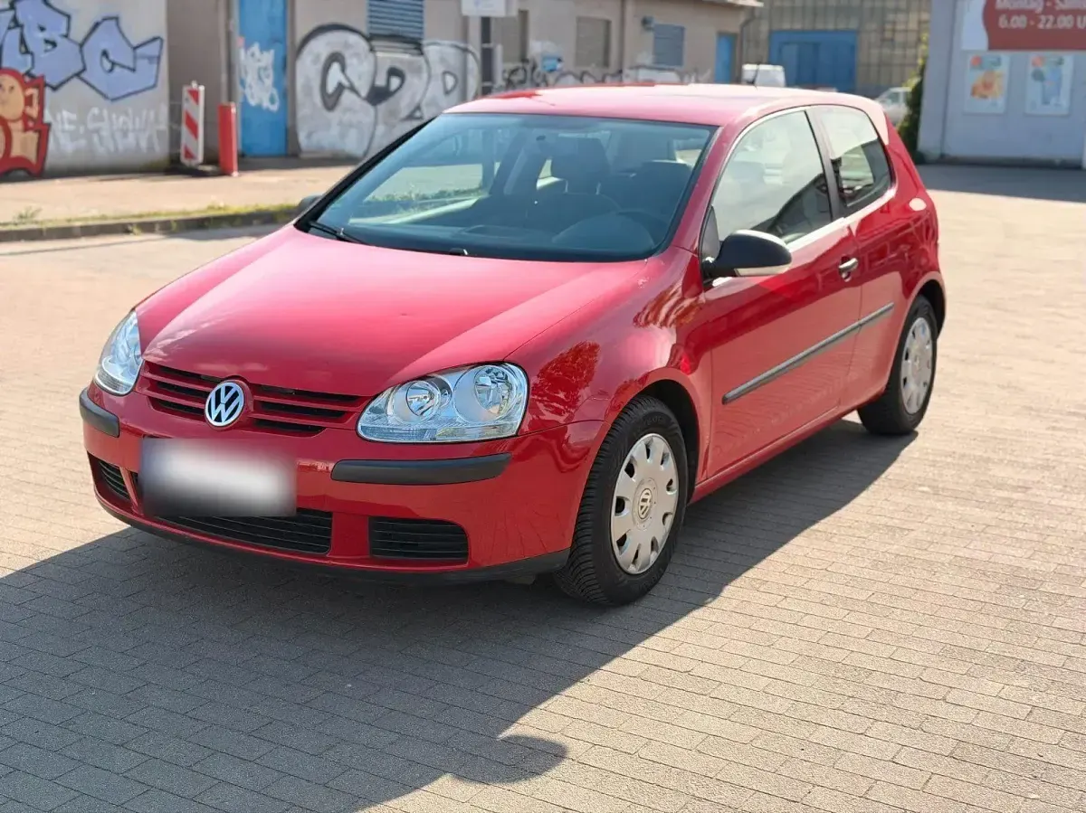 Gebraucht VW Golf V Trendline 102 PS (75 kW) 2008 Rot Kleinwagen