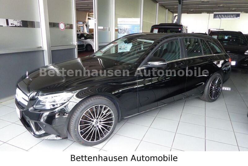 Ung. schwarz unilack Gebraucht 2021 Mercedes C200 Kombi | 22.490 € (Superpreis) - Bild 1/4