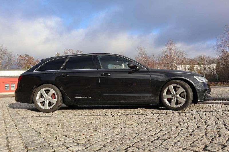 Gebraucht Audi A6 Ambiente 313 PS (230 kW) 2012 Schwarz Kombi